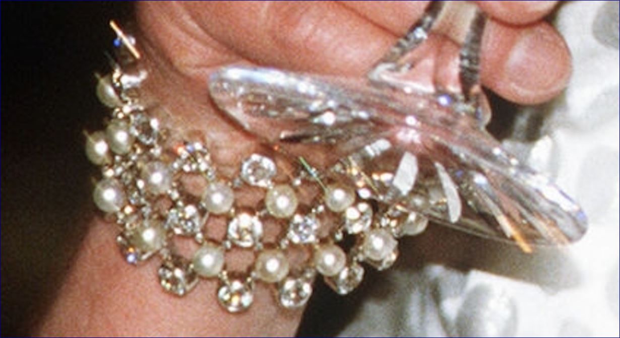 History of Famous Jewels and Collections Re Queen Mary. Wedding gifts